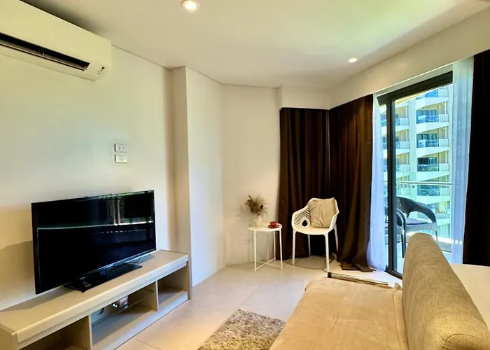Tambuli Seaside Living -private Host Tower D Hotel apartamentowy