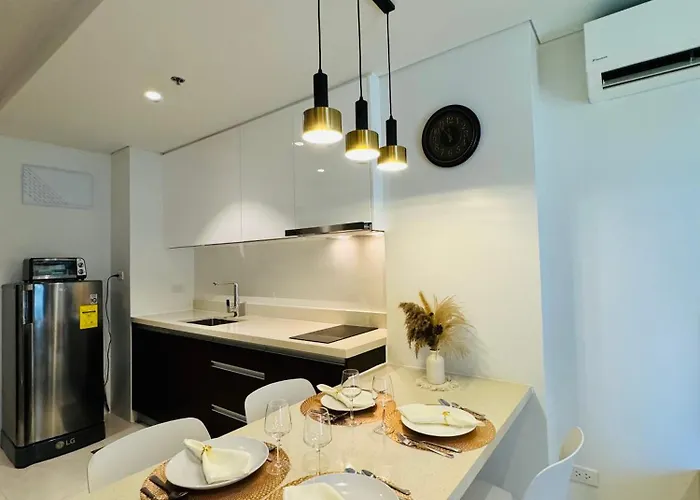 Tambuli Seaside Living -private Host Tower D Hotel apartamentowy *
